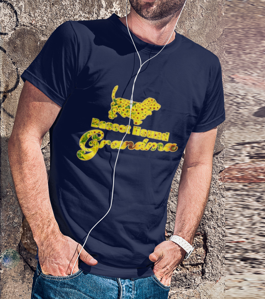 Basset Hound Grandma Sunflower T-Shirt