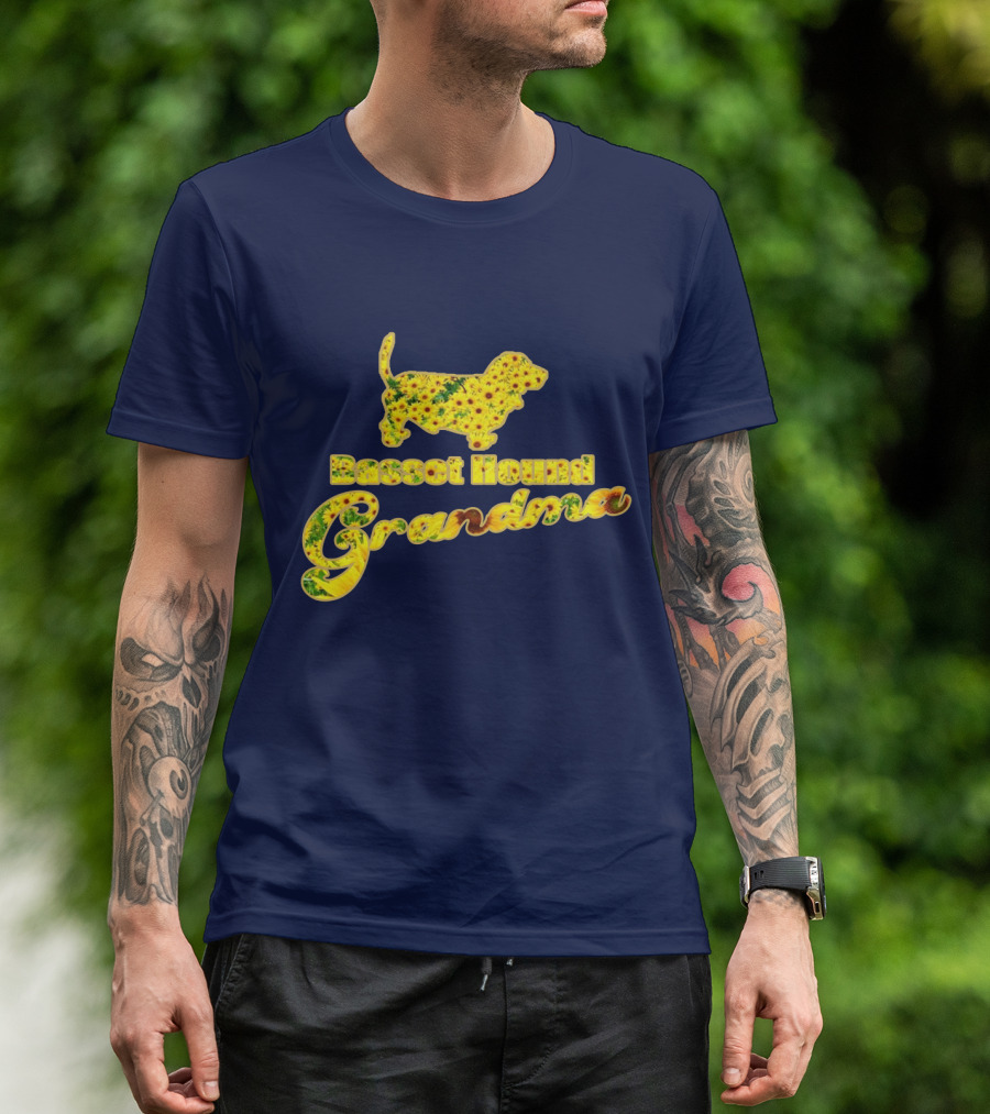 Basset Hound Grandma Sunflower T-Shirt
