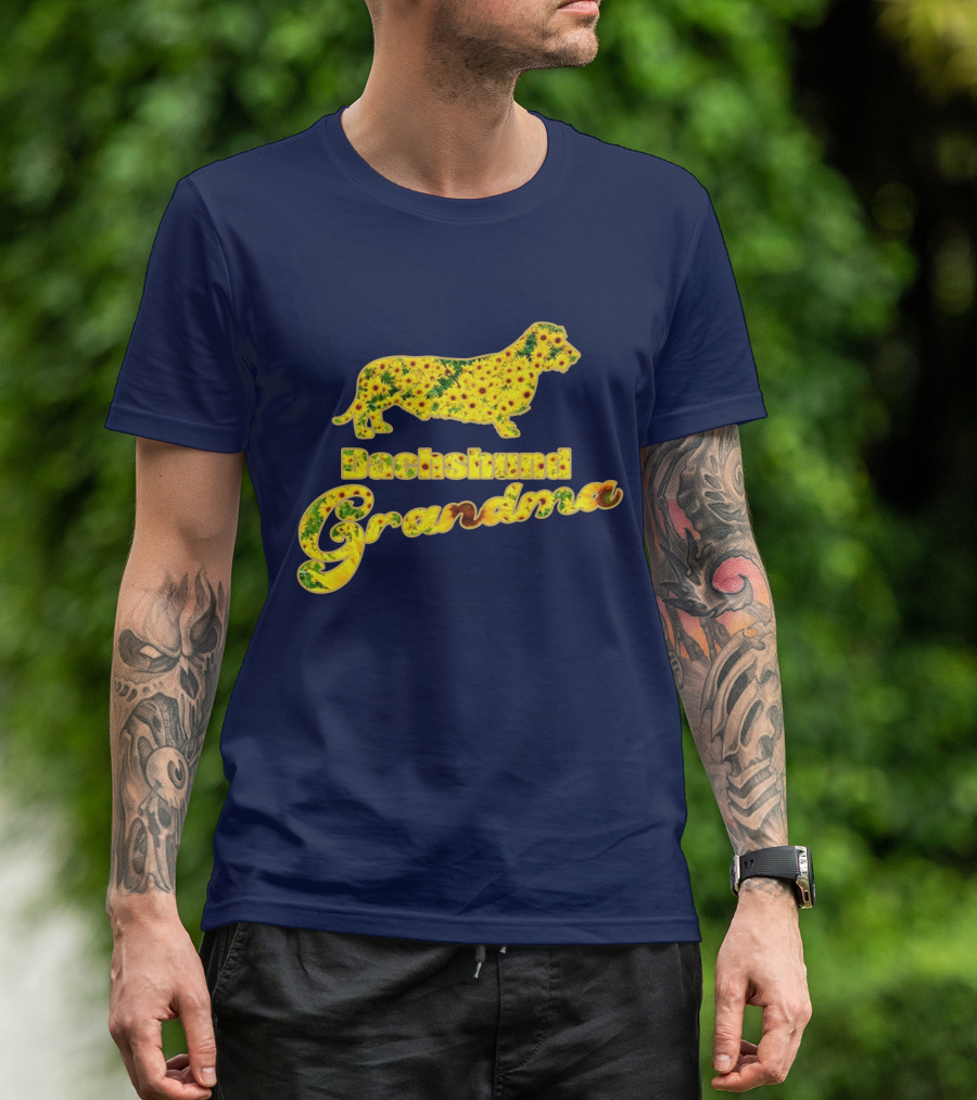 Dachshund Grandma With Sunflower T-Shirt