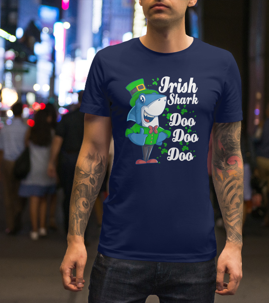 Irish Shark Doo Doo Doo Dad Shamrock Leprechaun Hat T-Shirt