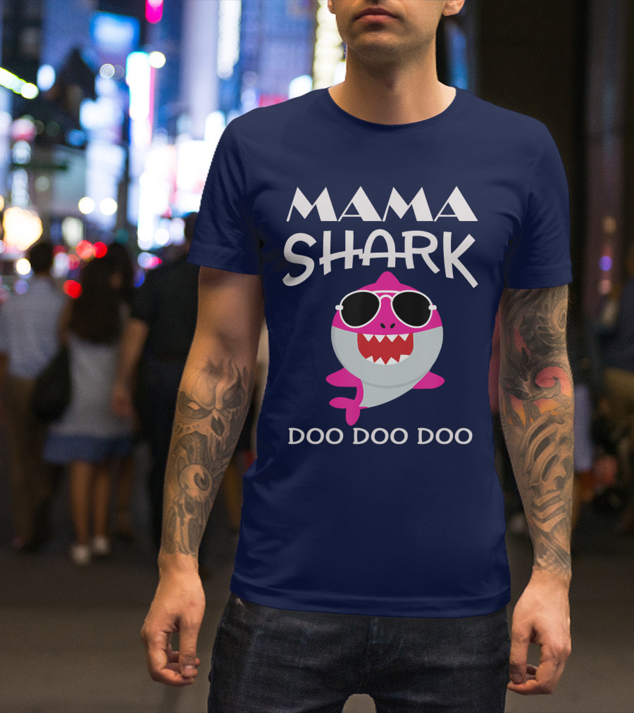 Mama Shark Doo Doo Doo Sunglasses Cartoon T-Shirt
