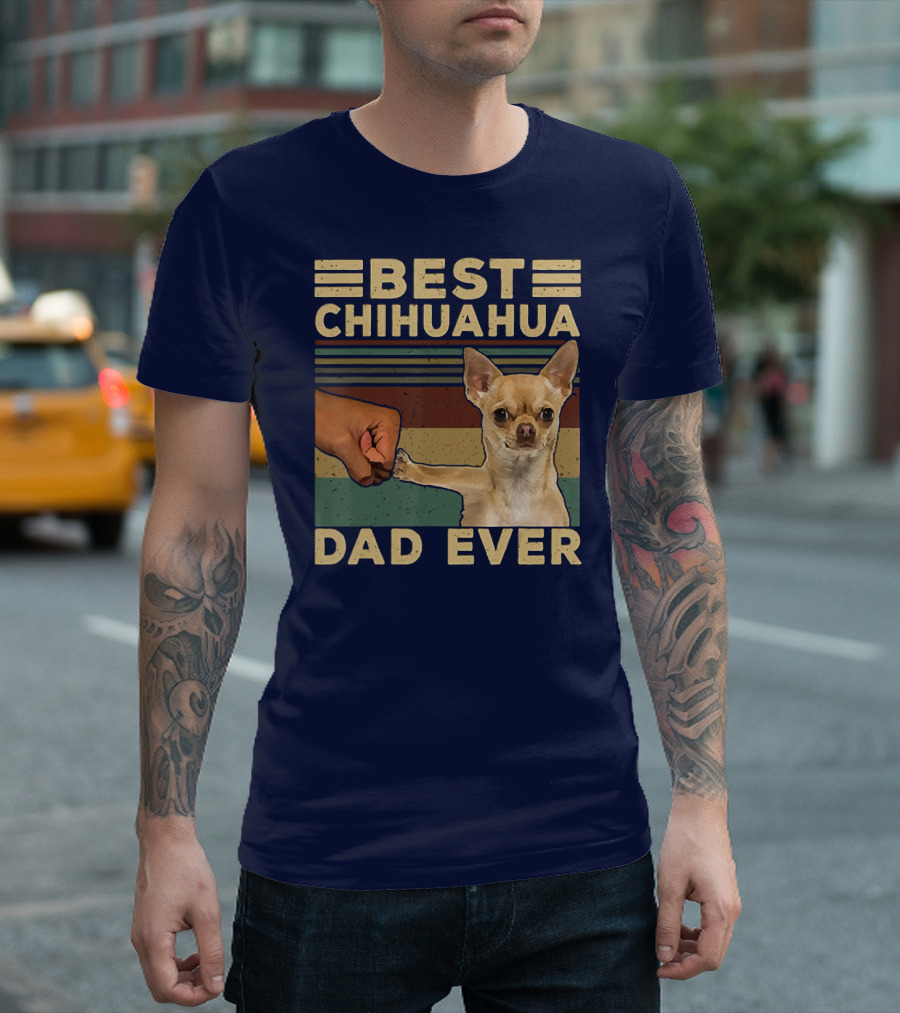 Best Chihuahua Dad Ever Vintage Retro Fist Bump T-Shirt