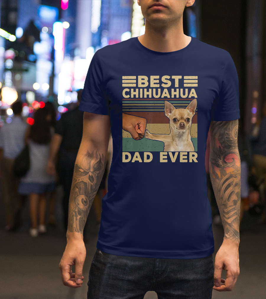 Best Chihuahua Dad Ever Vintage Retro Fist Bump T-Shirt