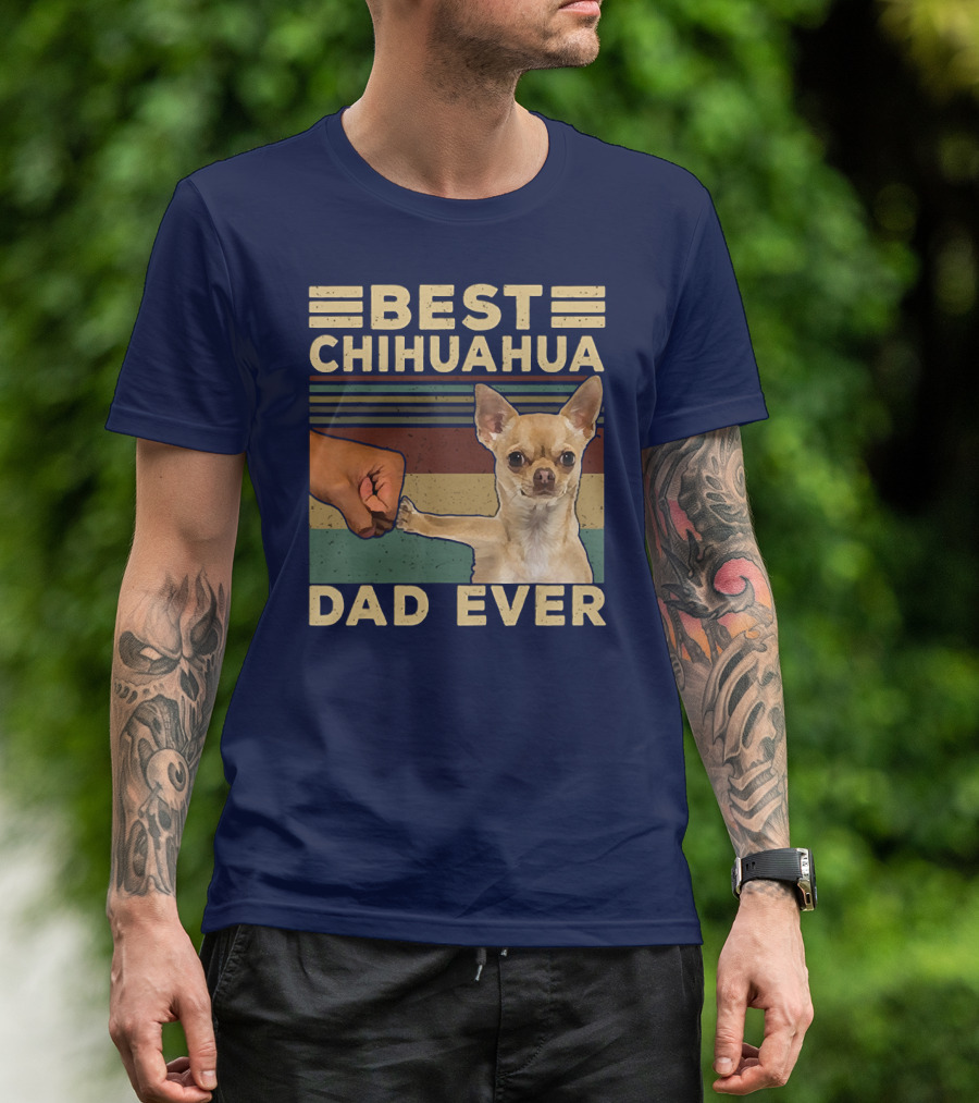 Best Chihuahua Dad Ever Vintage Retro Fist Bump T-Shirt