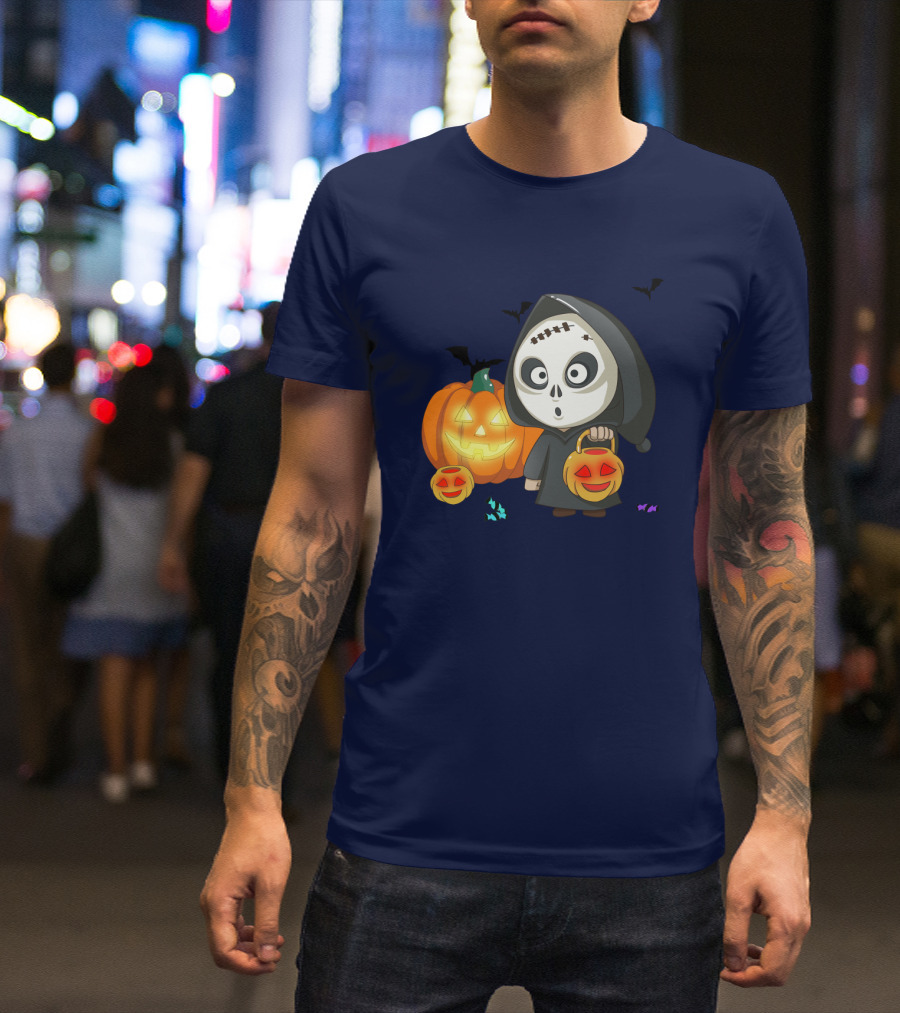 Halloween Makeup Ghost With Pumpkin Lanterns And Bats T-Shirt