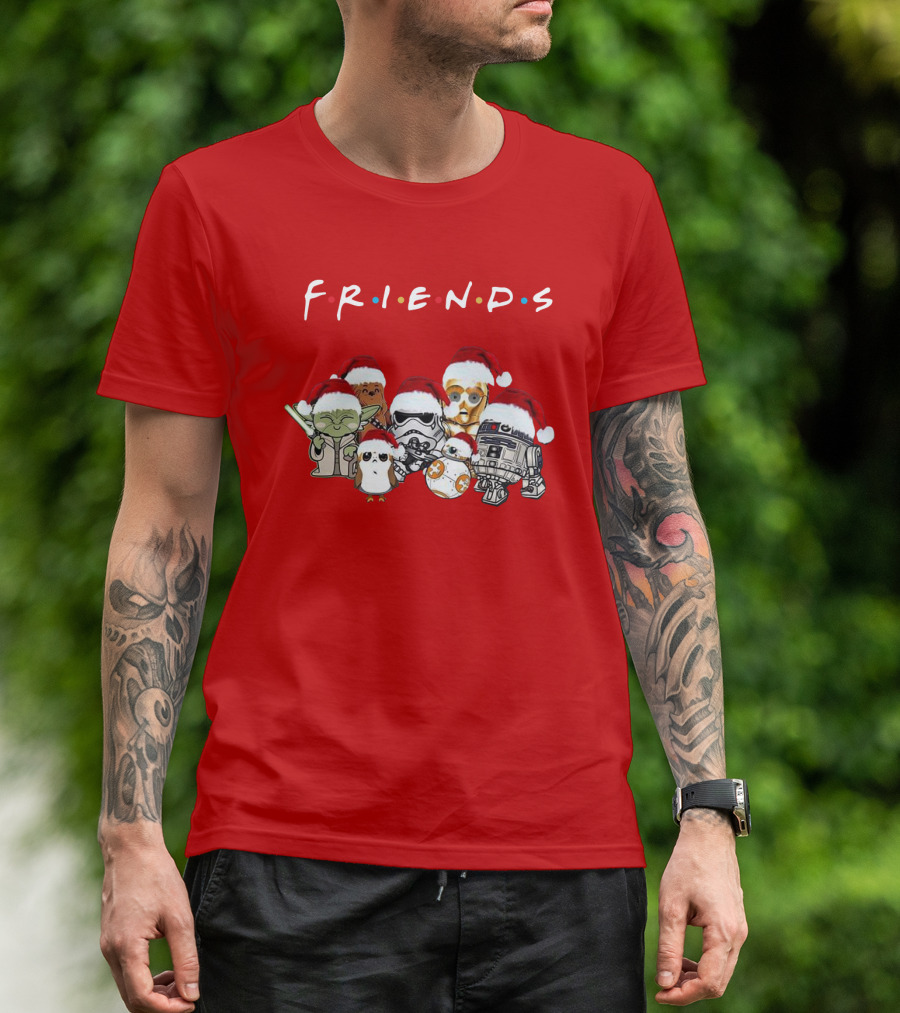 Star Wars Characters Yoda Chewbacca Porgs Stormtrooper R2 D2 C 3PO BB 8 Friends TV Show Christmas Santa Hats T-Shirt