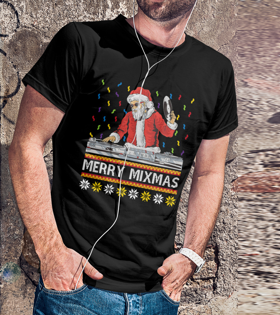 Santa DJ Merry Mixmas Festival DJing With Turntable And Vinyl T-Shirt