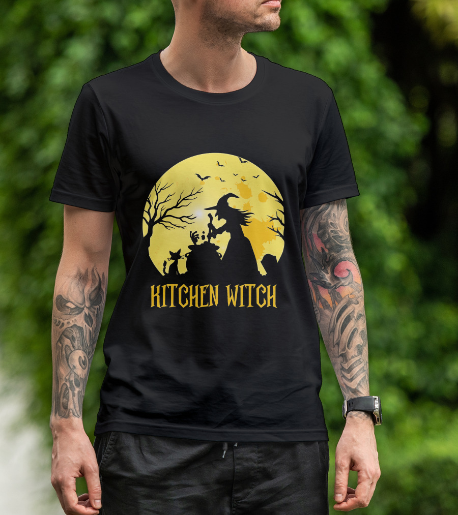 Kitchen Witch Halloween Silhouette Moon Cooking Potion T-Shirt