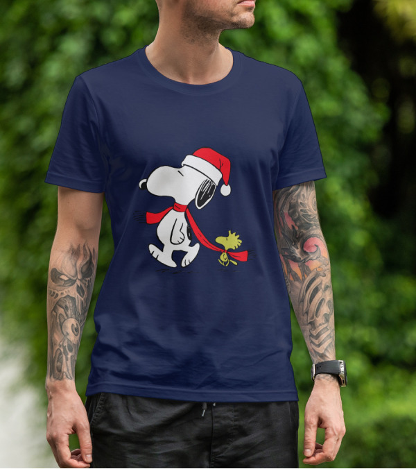 Snoopy Santa Hat And Woodstock Christmas Peanuts Scarf T-Shirt