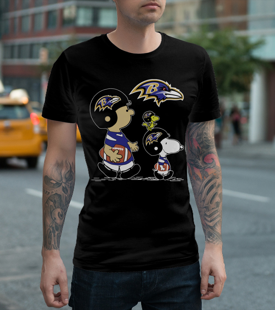 Baltimore Ravens Peanuts Christmas Football Characters T-Shirt