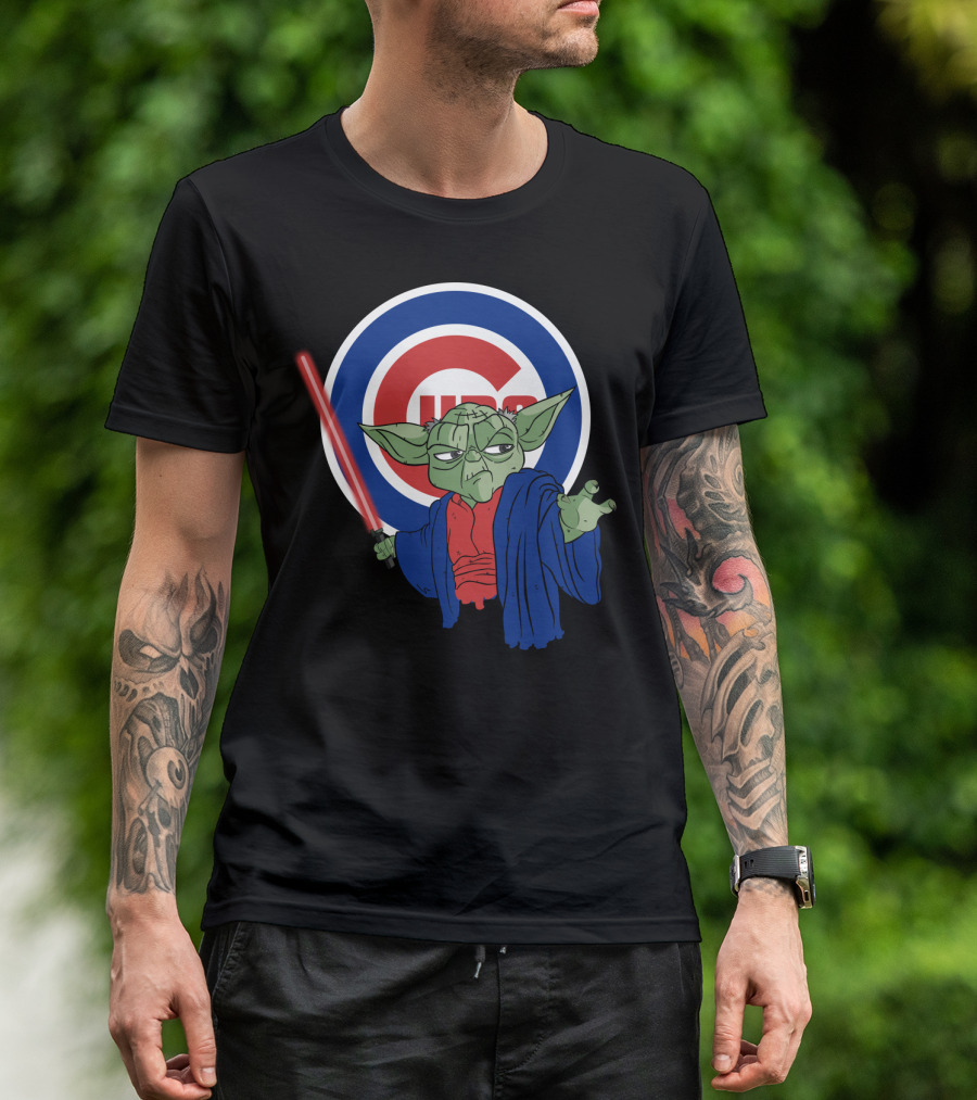 Cubs Yoda With Lightsaber And Chicago Cubs T-Shirt