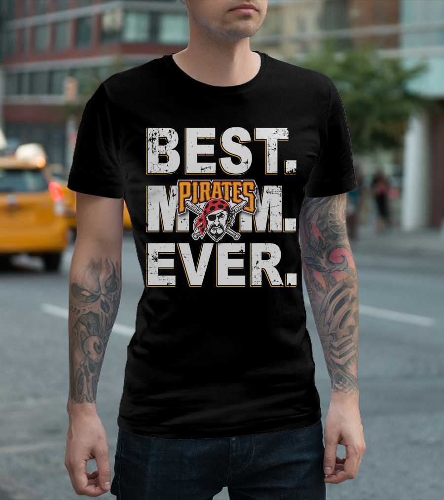 Best Mom Ever Pirates T-Shirt