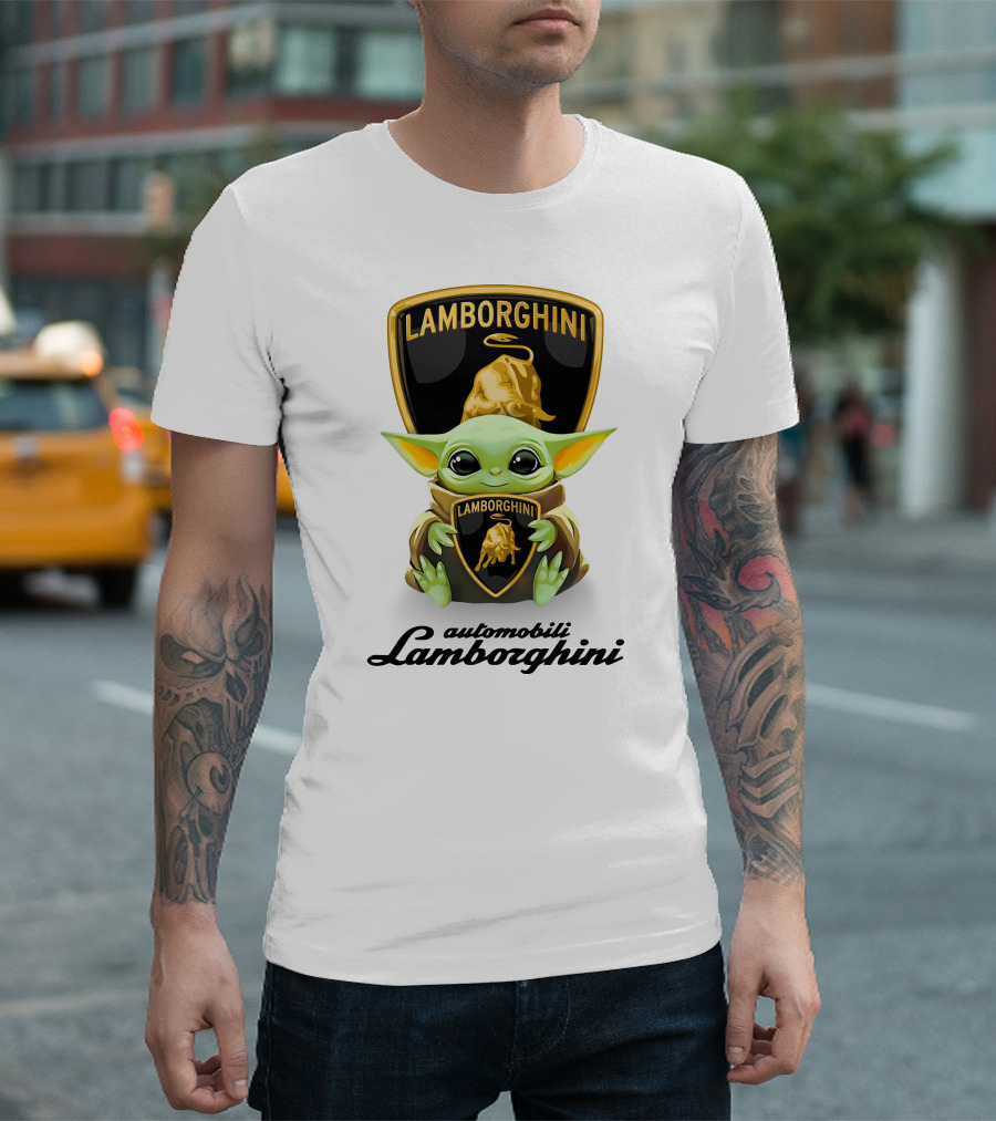Baby Yoda Hugging Automobili Lamborghini T-Shirt