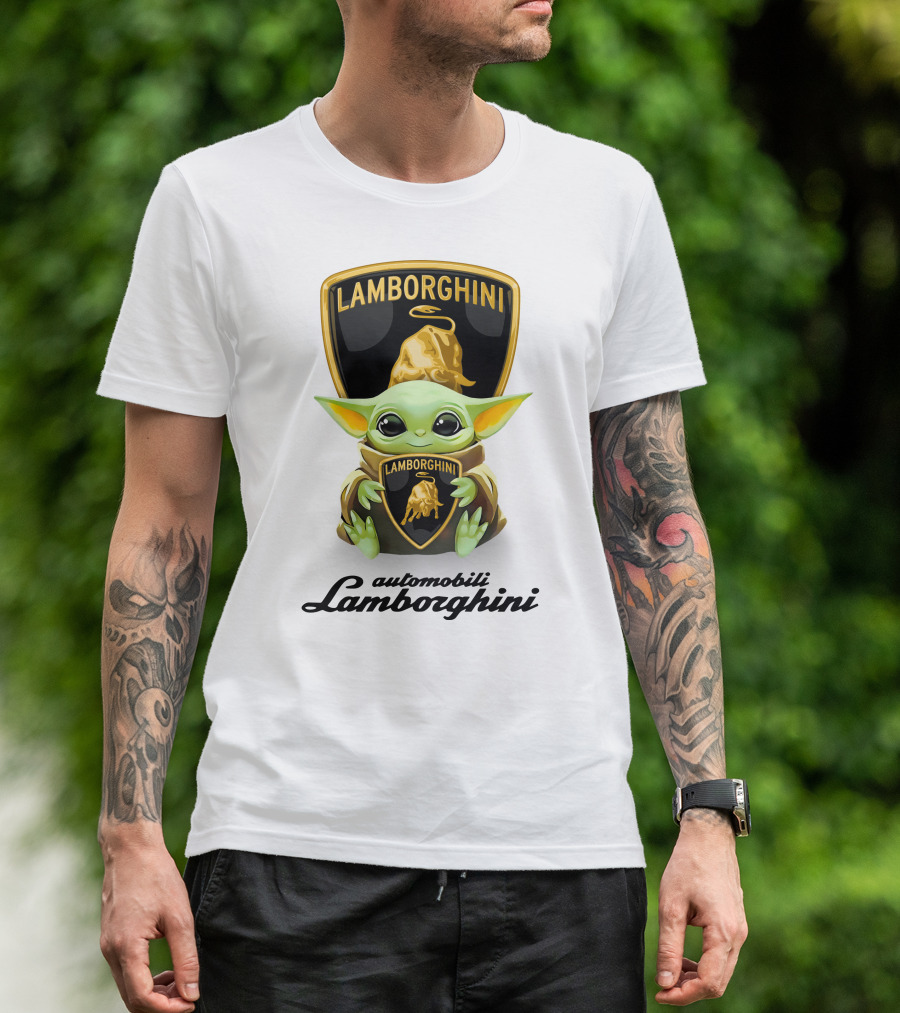 Baby Yoda Hugging Automobili Lamborghini T-Shirt