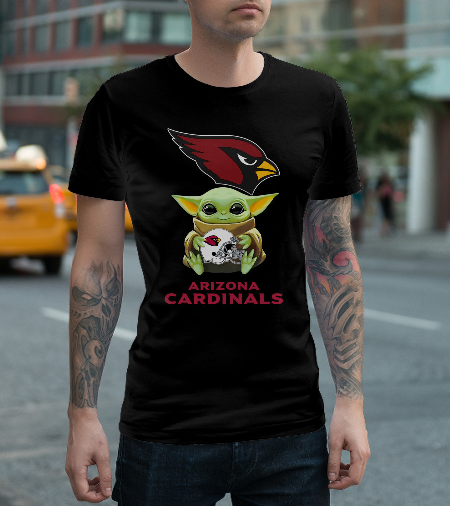 Star Wars Baby Yoda Holds Arizona Cardinals Helmet T-Shirt