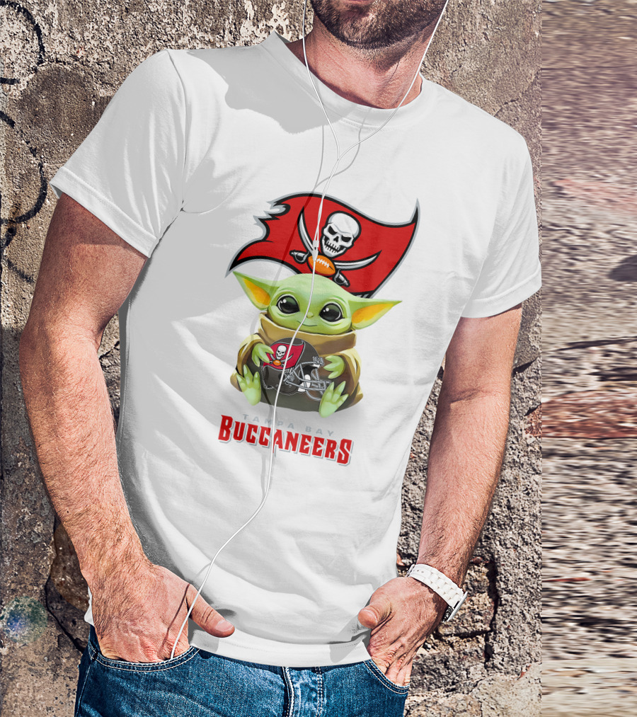 Tampa Bay Buccaneers Baby Yoda Hugging Helmet NFL Team Flag T-Shirt