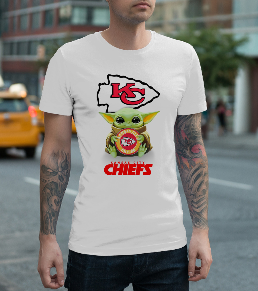 Star Wars Baby Yoda Kansas City Chiefs Hug KC Emblem White T-Shirt