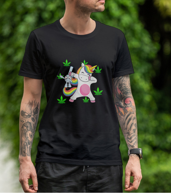 Unicorn Dab With Rainbow Bong Surrounded By Marijuana Leaves T-Shirt