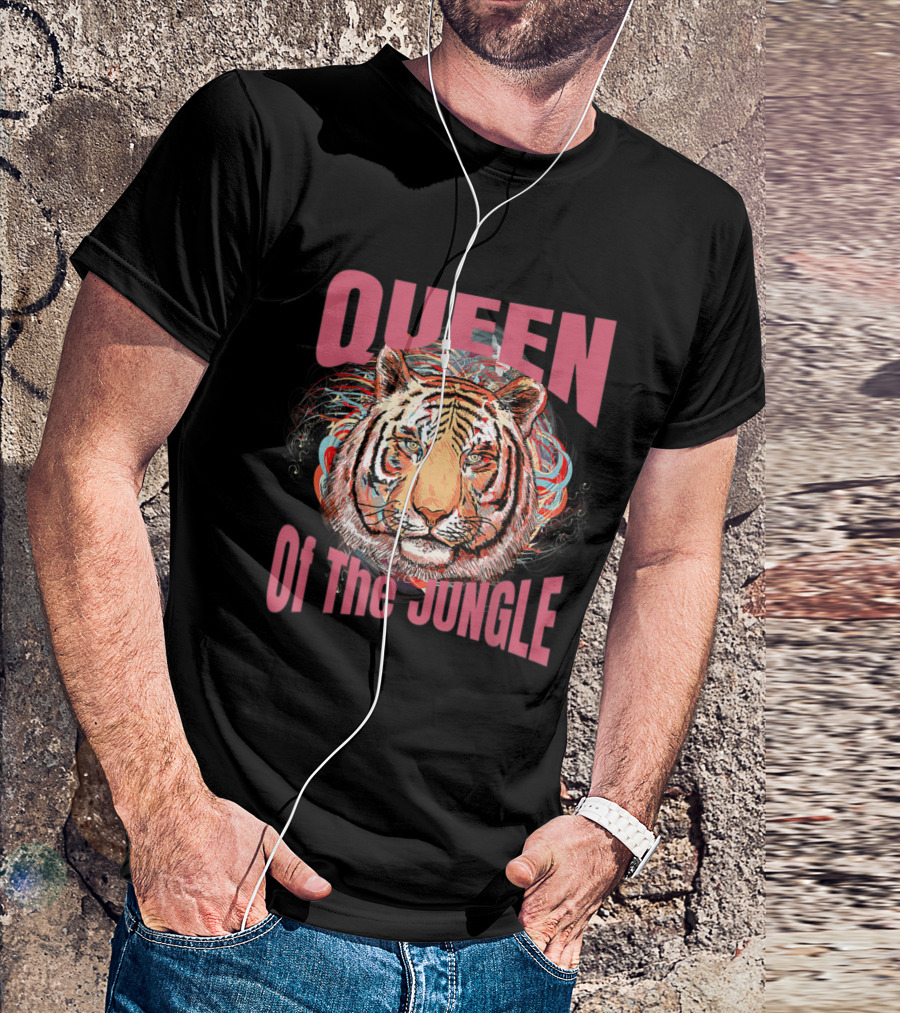 Queen Of The Jungle Big Kitty Cat Lover T-Shirt