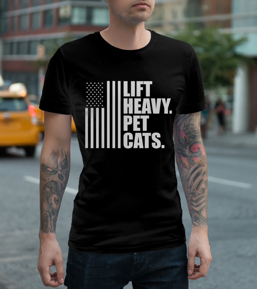 Lift Heavy Pet Cats American Flag Weightlifters T-Shirt