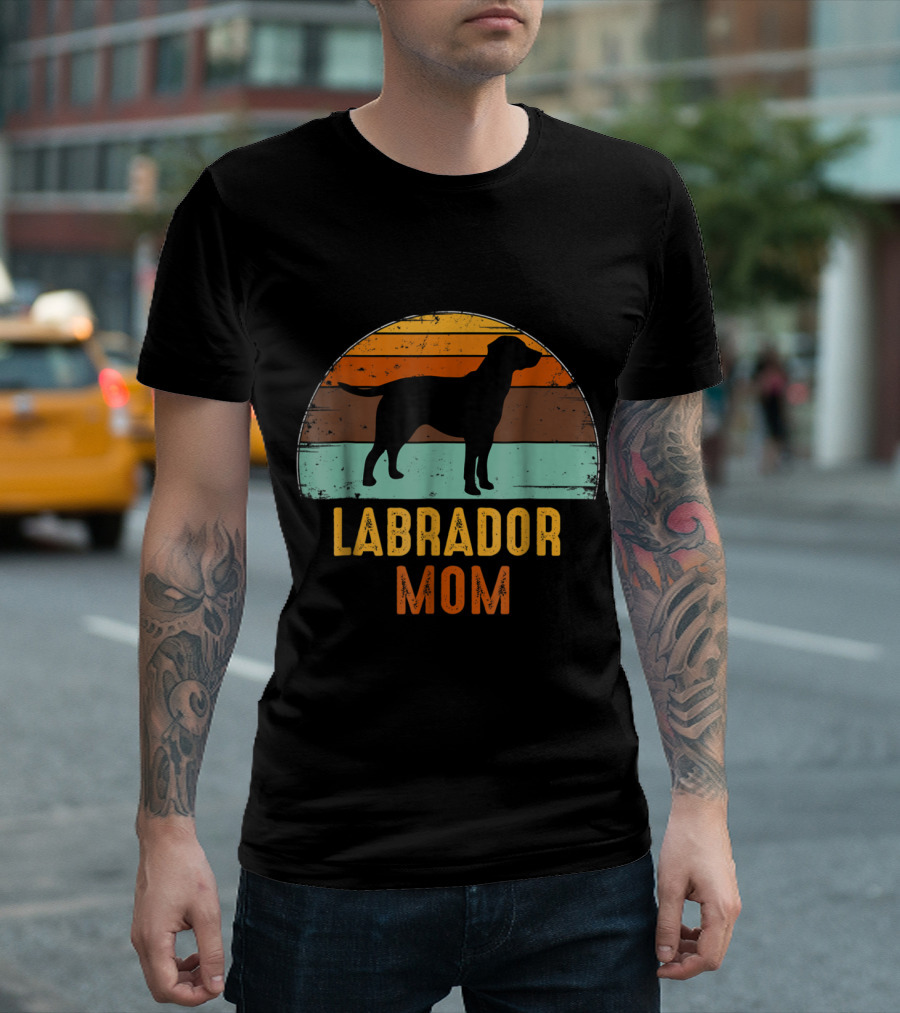 Labrador Mom Vintage Lab Dog Sunset T-Shirt