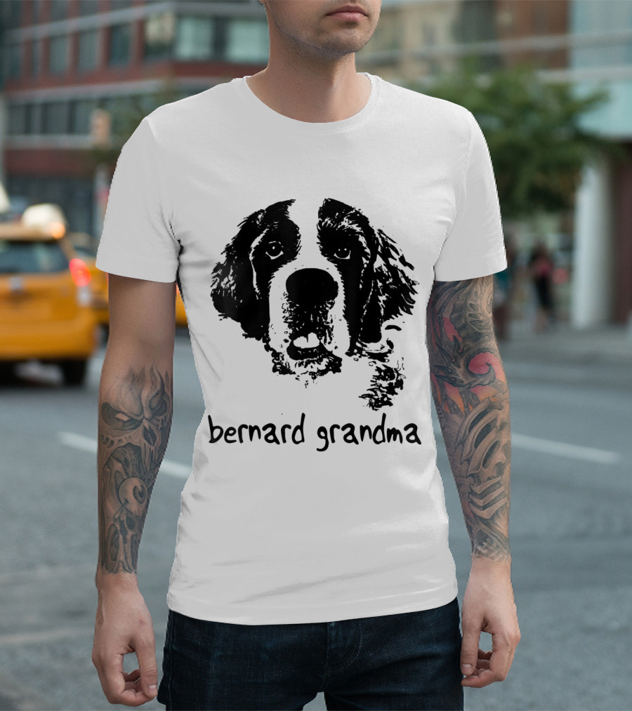 Bernard Grandma Hand Drawn Dog Lovers Gift T-Shirt
