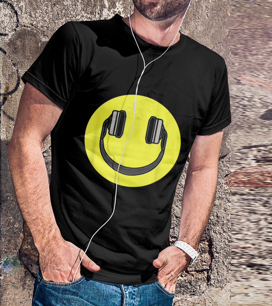 Club Smiley Techno Music DJ Headphone Face T-Shirt