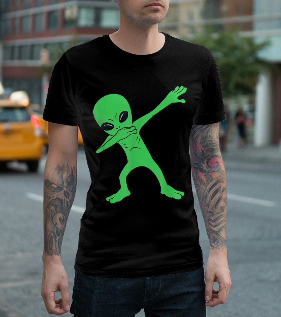 Dabbing Alien Halloween Funny Dab Pose Extraterrestrial Dance T-Shirt