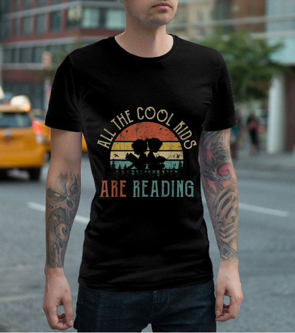All The Cool Kids Are Reading Vintage Retro Sunset With Silhouette Forest And Children Holding Books T-Shirt