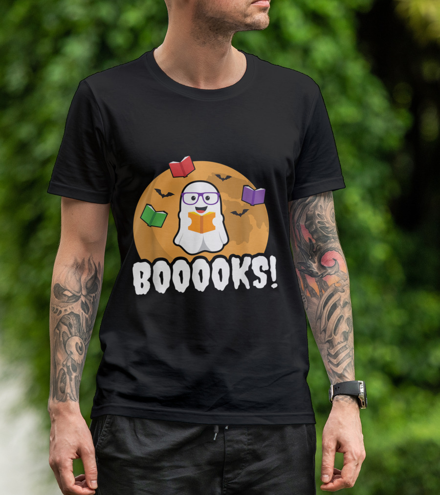 Booooks Ghost Boo Read Books Library Halloween Theme With Flying Bats And Moon T-Shirt