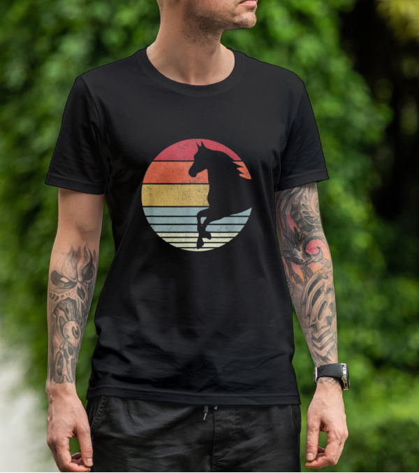 Vintage Riding Horses Retro Sunset T-Shirt