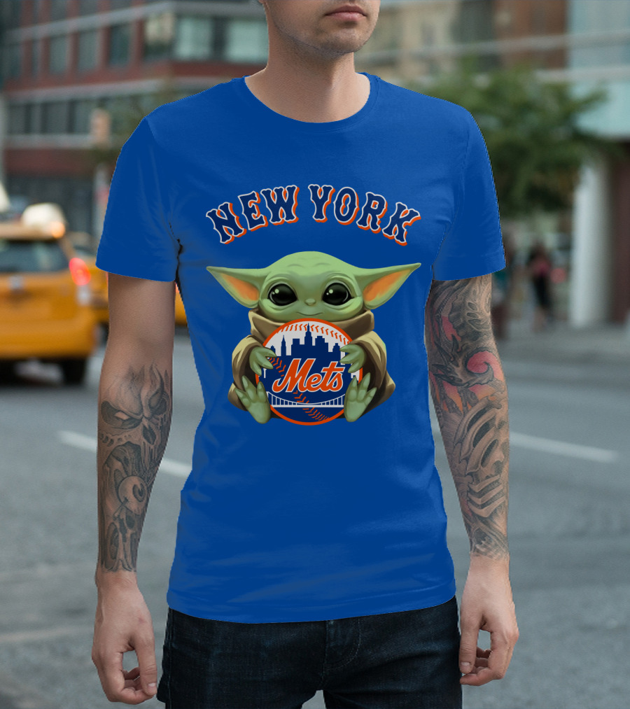 New York Mets Baby Yoda Holding Team T-Shirt
