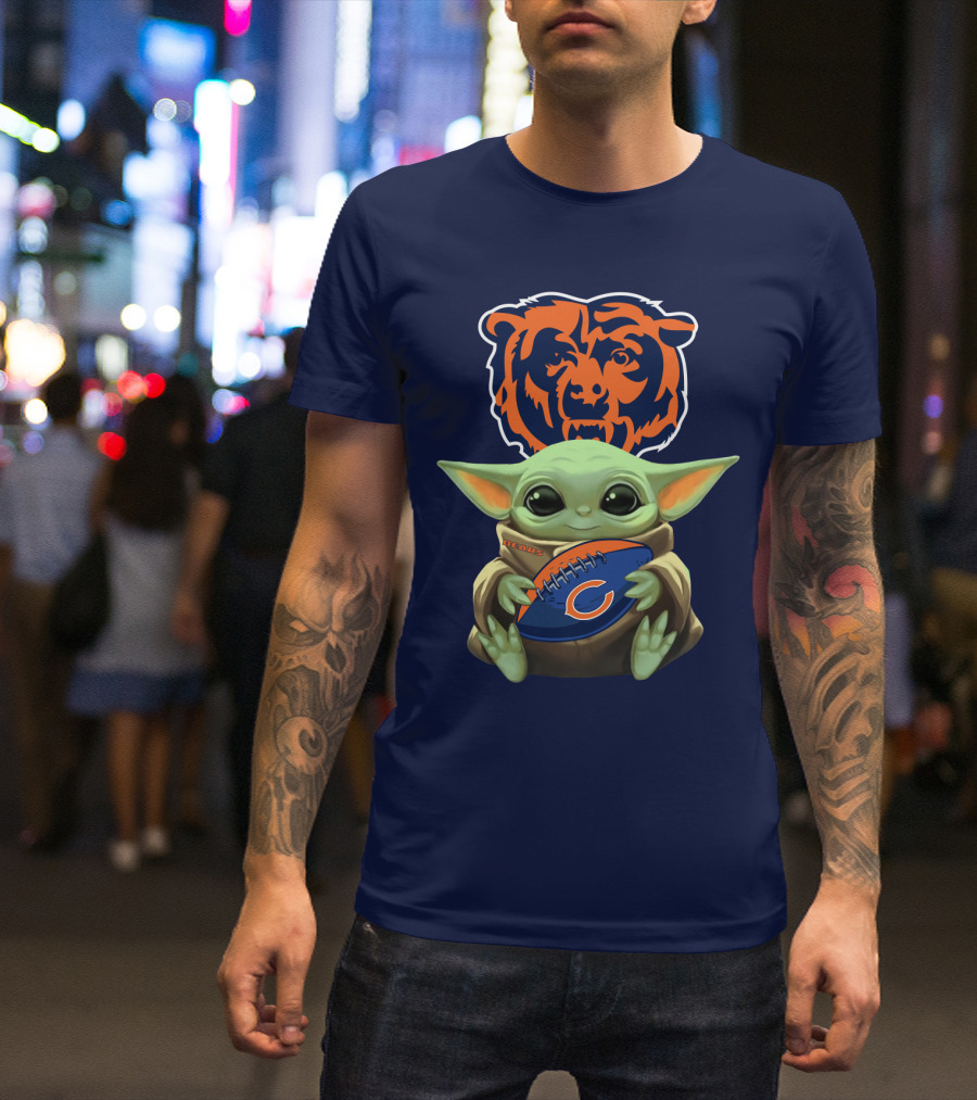 Chicago Bears Baby Yoda Holding Football T-Shirt