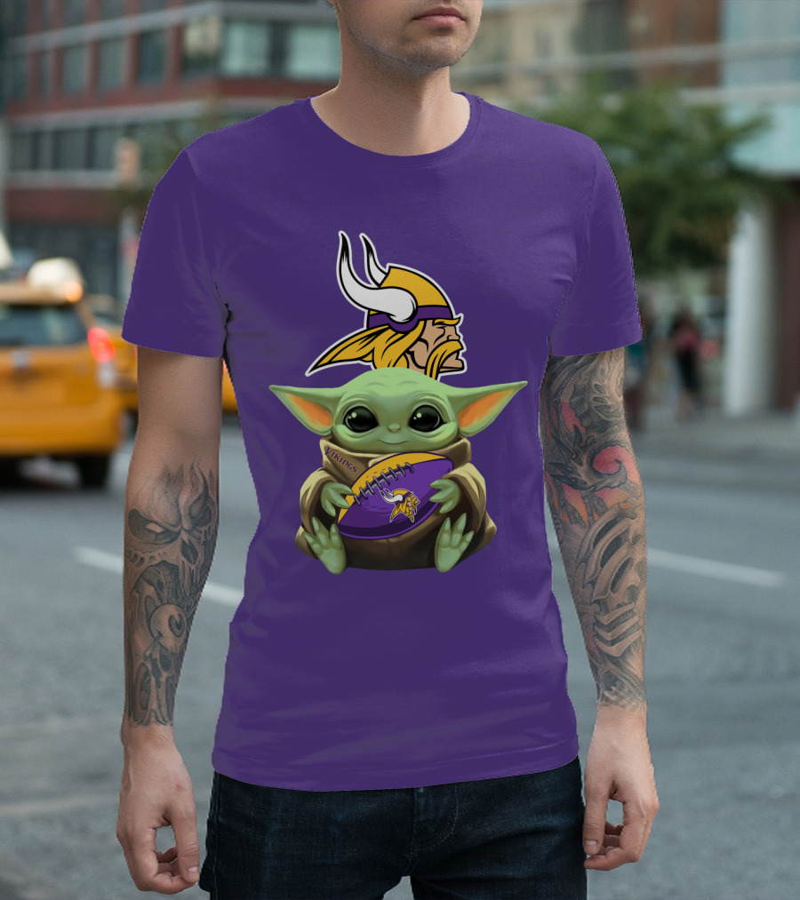 Babyyoda Minnesota Vikings Fan With Football T-Shirt