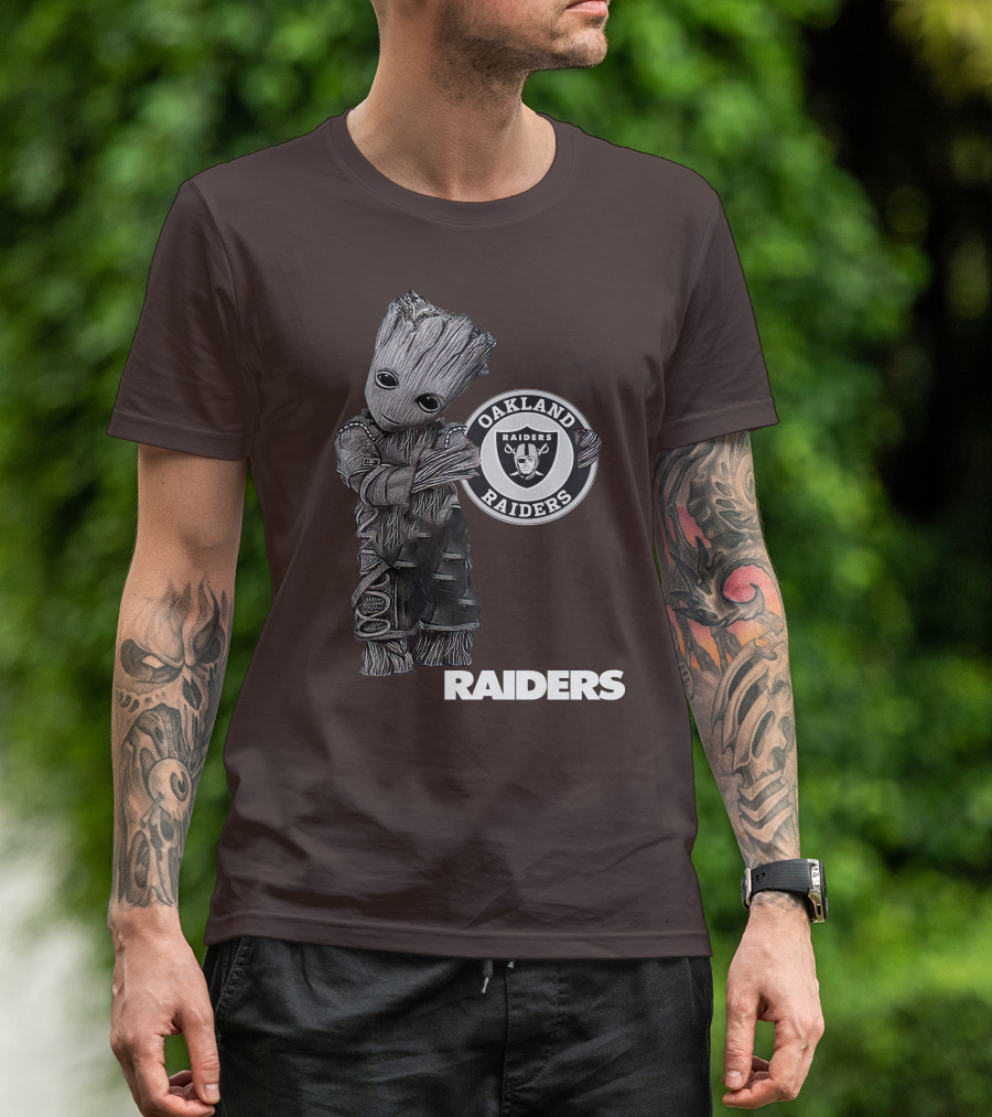 Oakland Raiders Groot Holding T-Shirt