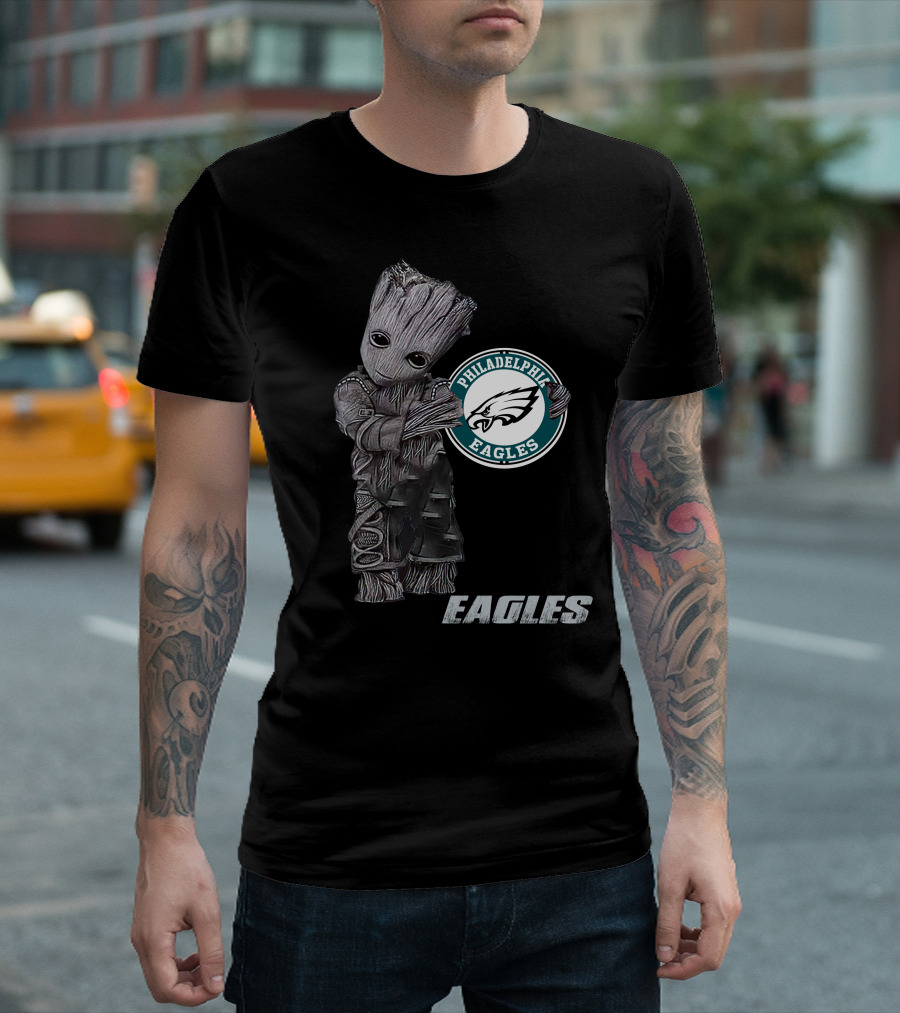 Groot Hugging Philadelphia Eagles Logo Eagles T-Shirt
