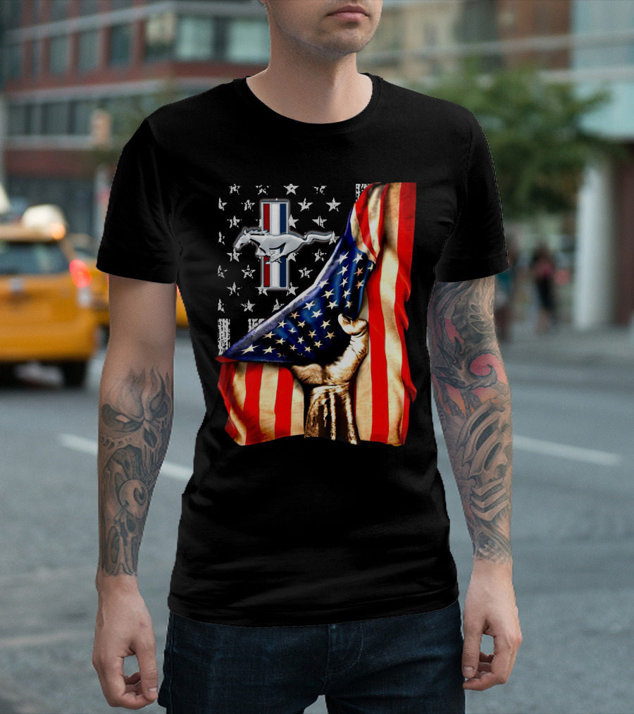 Mustang 04 American Flag Stars And Stripes Horse T-Shirt