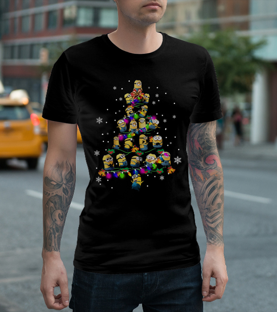 Minion Christmas Tree With Colorful Lights And Snowflakes Zn958 T-Shirt