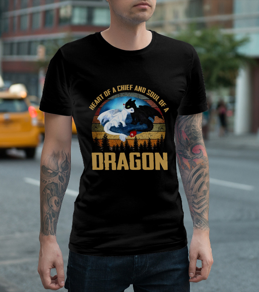 Heart Of A Chief And Soul Of A Dragon Night And Light Fury Unity With Sunset背景 T-Shirt