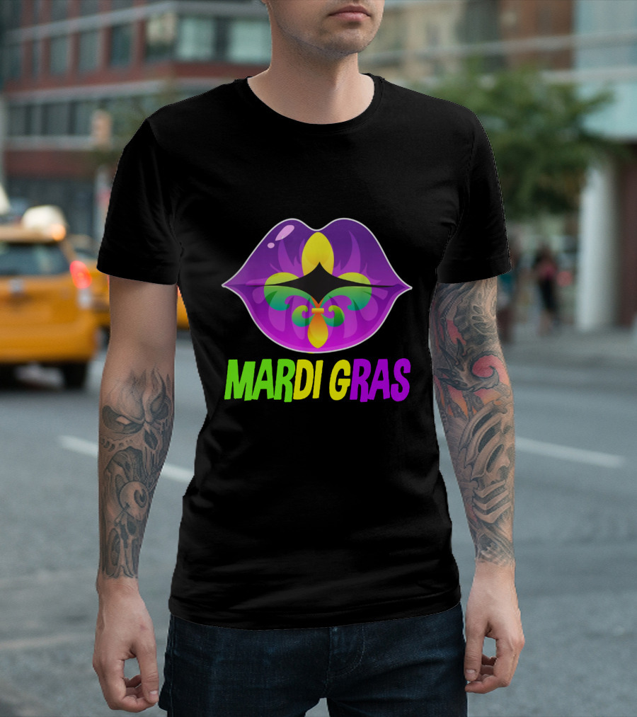 Mardi Gras Lip Fleur de Lis Purple Green Yellow T-Shirt