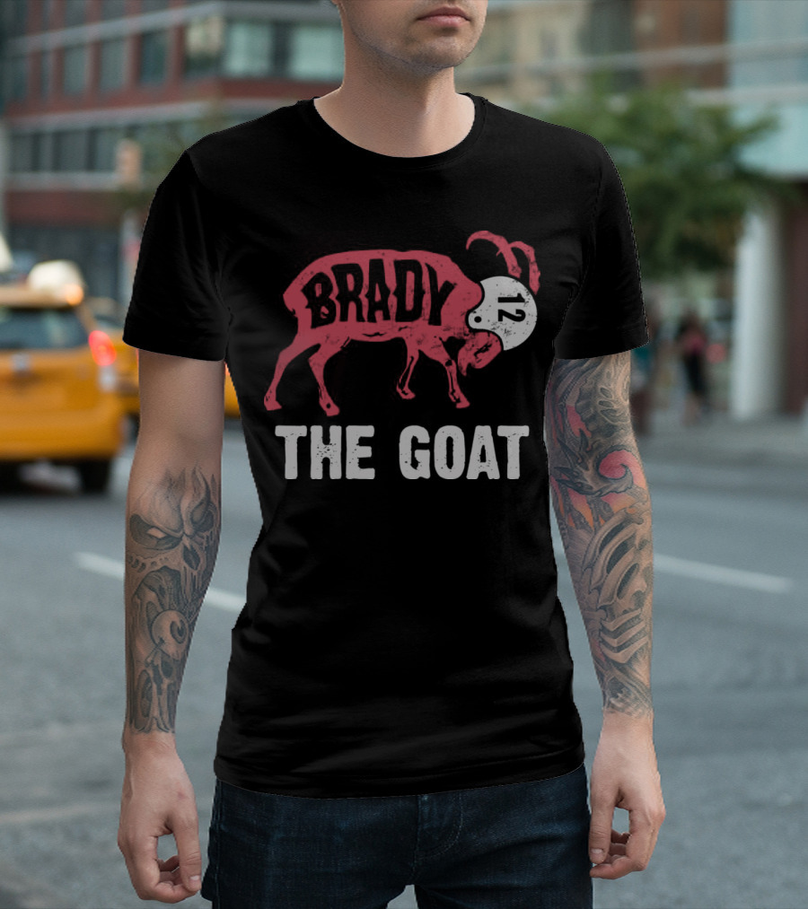 Brady 12 The Goat Graphic With Number Helmet T-Shirt