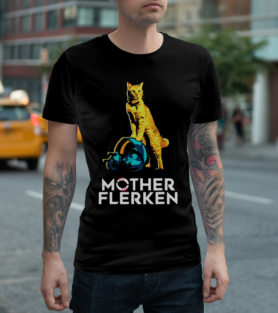 Mother Flerken Cat with Goose Helmet Marvel Fan T-Shirt