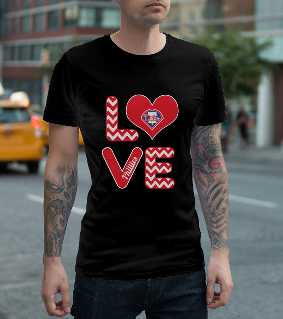 Love Phillies Heart Design for Philadelphia Baseball Fans T-Shirt