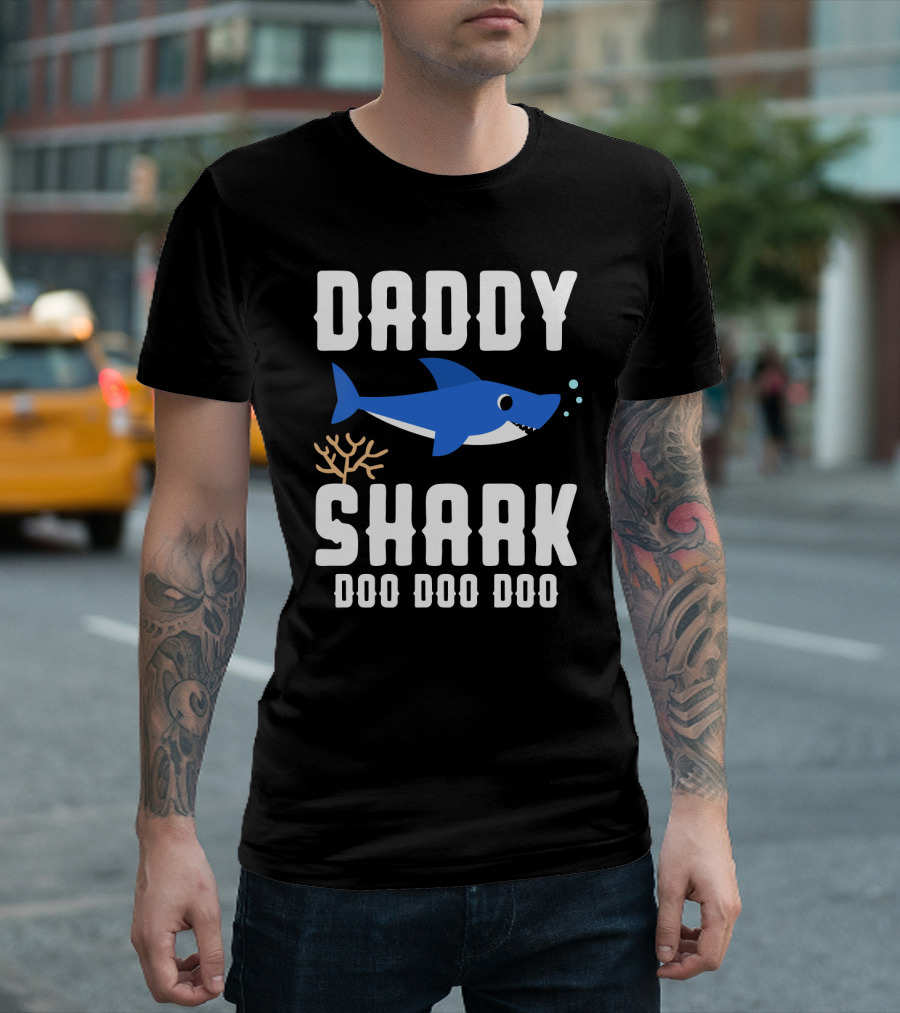 Daddy Shark Doo Doo Doo From Son Daughter Family Gift T-Shirt