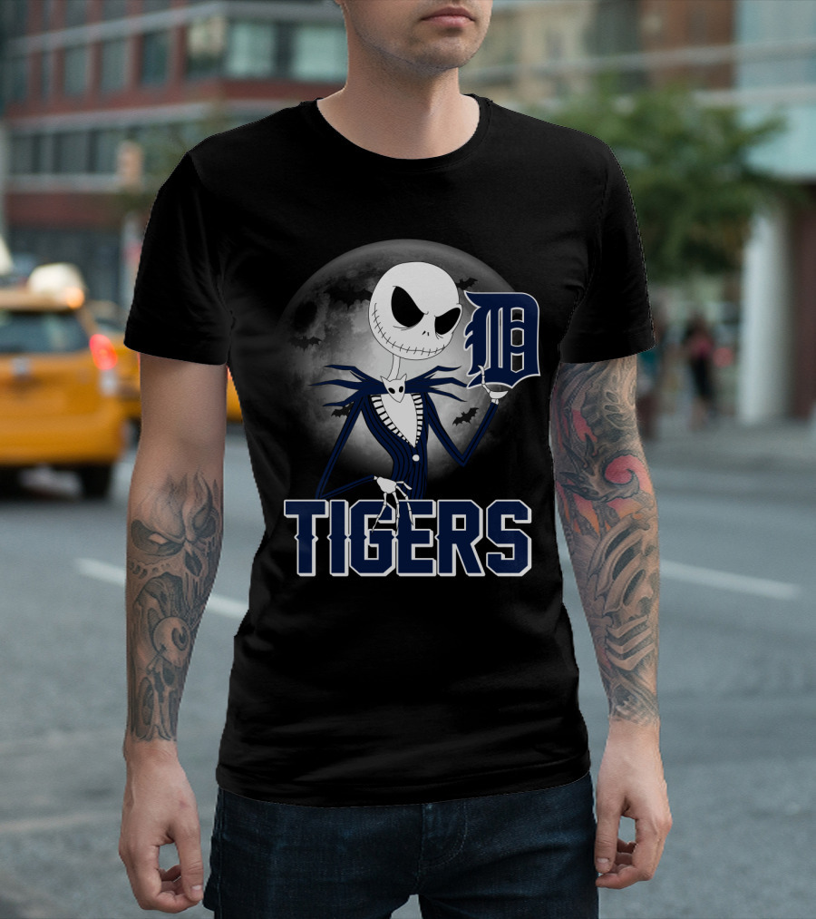 Jack Skellington Detroit Tigers Halloween Moon Scene T-Shirt