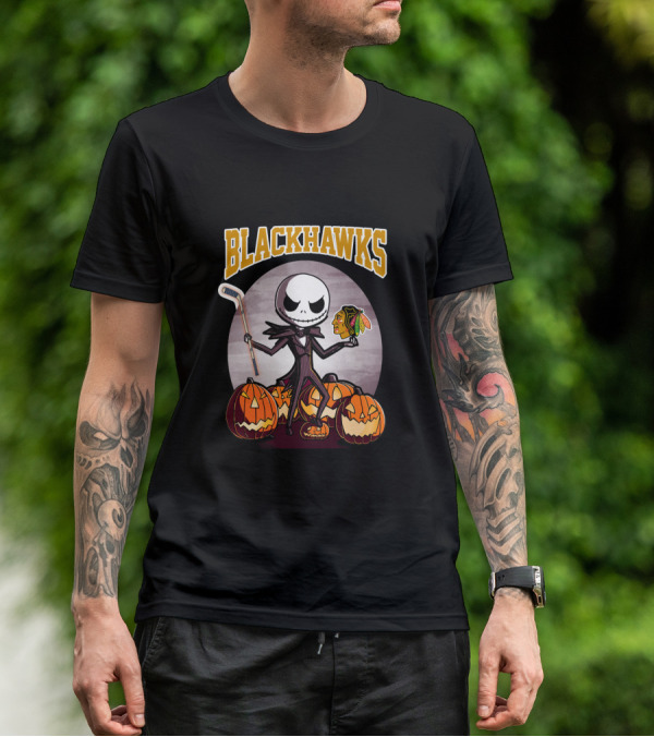 Jack Skellington Holding Chicago Blackhawks Logo Surrounded By Halloween Pumpkins T-Shirt