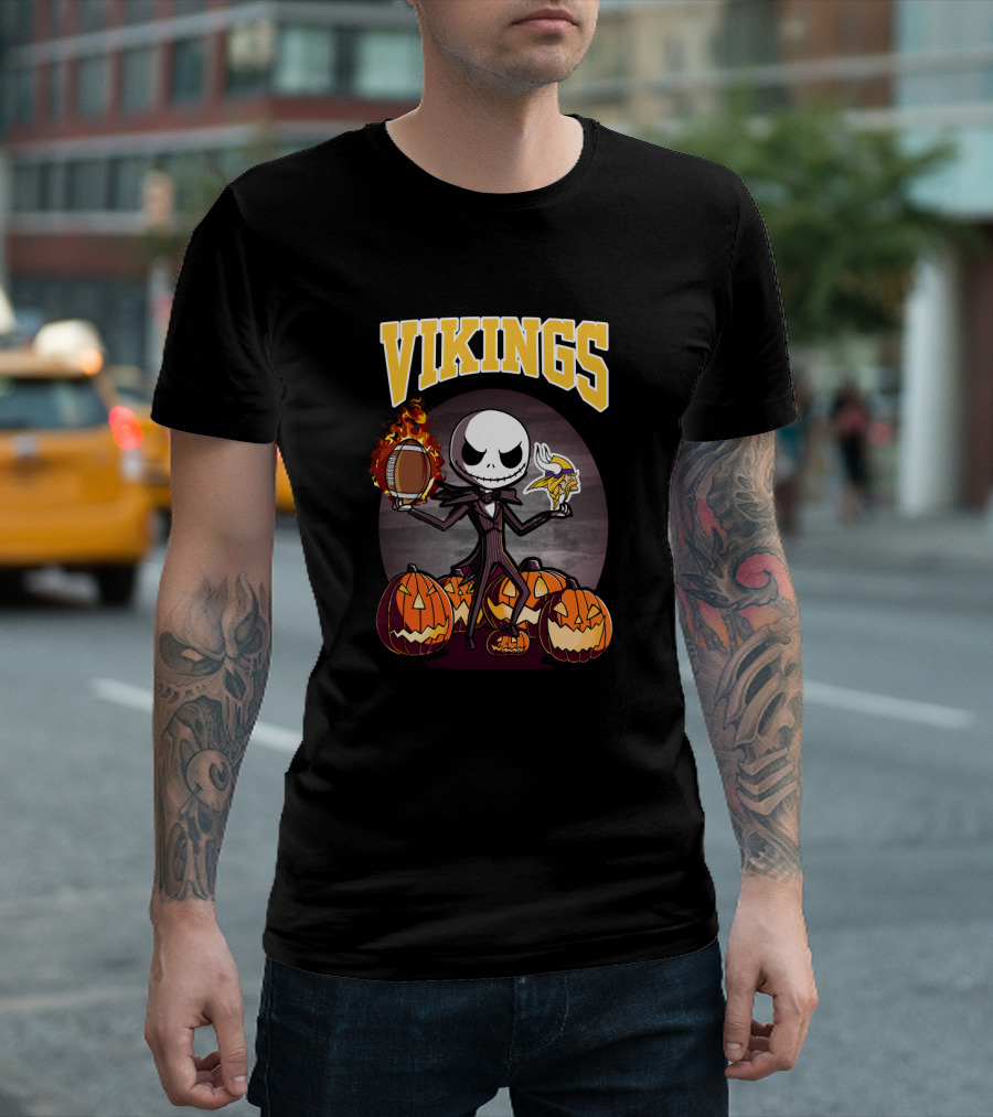 Jack Skellington Halloween Minnesota Vikings Football And Pumpkins T-Shirt