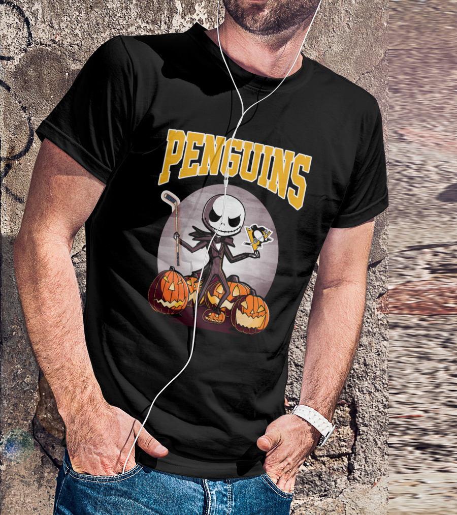Penguins Jack Skellington Holding Hockey Logo With Pumpkins Halloween T-Shirt