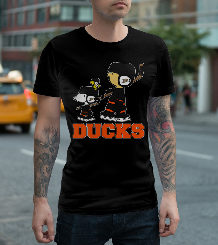 Snoopy Woodstock And Anaheim Ducks Hockey Team Fans T-Shirt