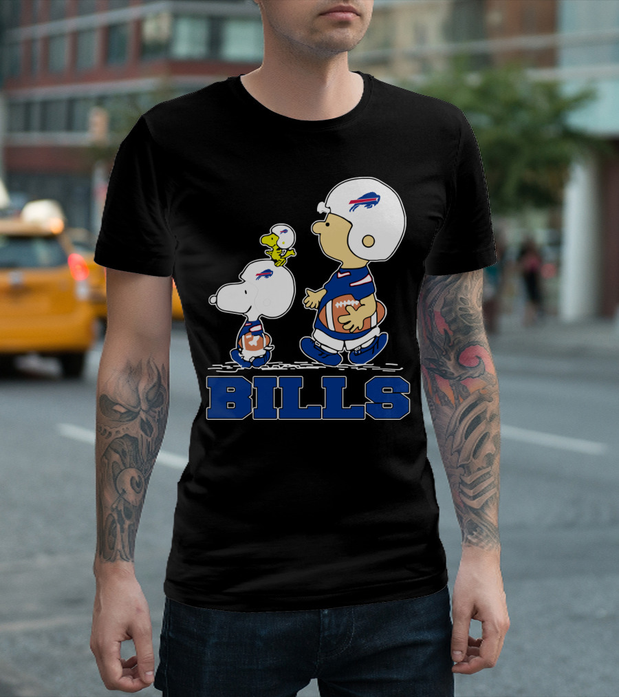 Snoopy Woodstock And Charlie Brown Buffalo Bills Fans Football Helmets T-Shirt